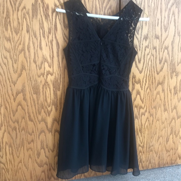 BCBGENERATION BLACK LACE TOP DRESS LINED SKIRT 4 - Picture 5 of 5